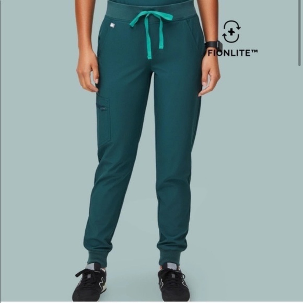 Figs Caribbean Blue FionLite Zamora Jogger Scrub Pants